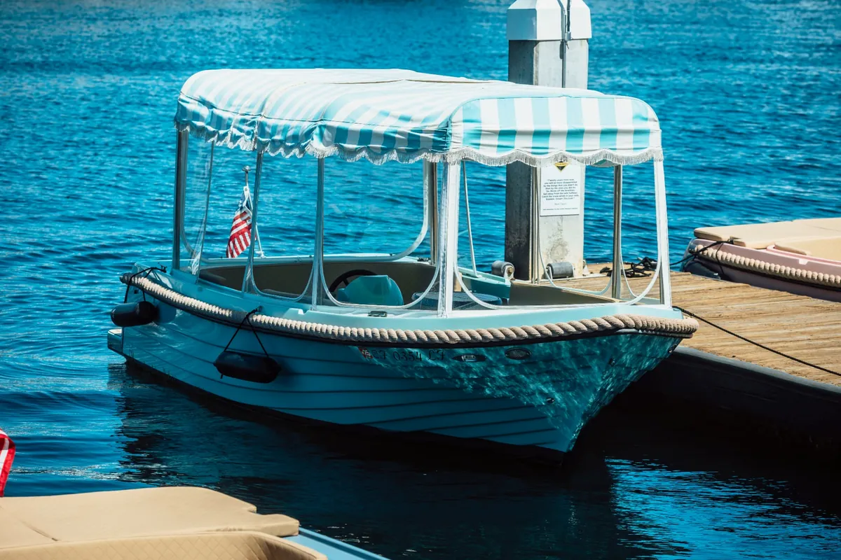 Cabana-blue Little Lido boat